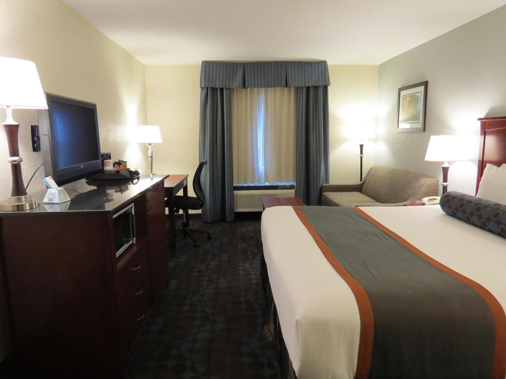 Best Western Plus Hollywood/Aventura Exterior photo