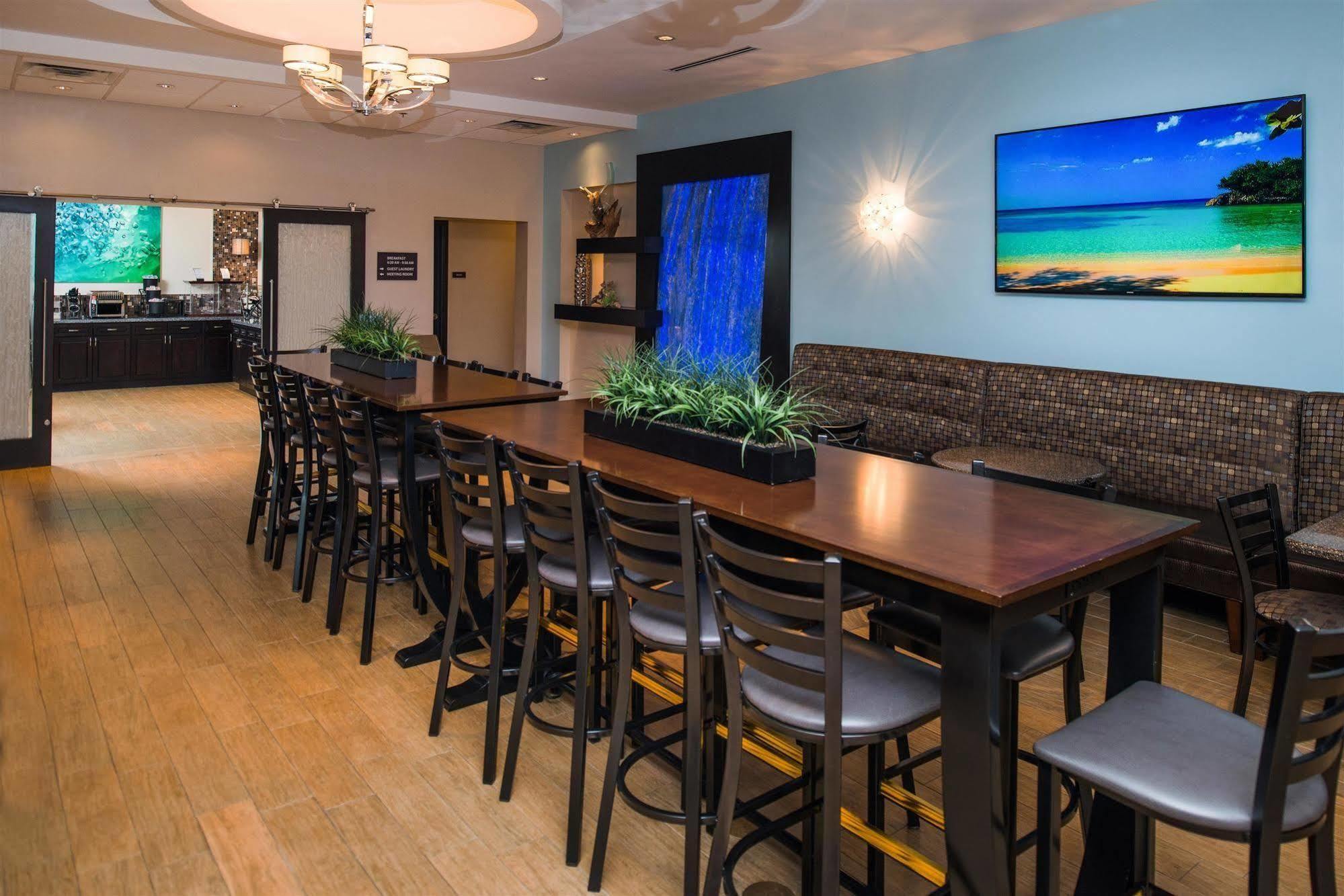 Best Western Plus Hollywood/Aventura Exterior photo