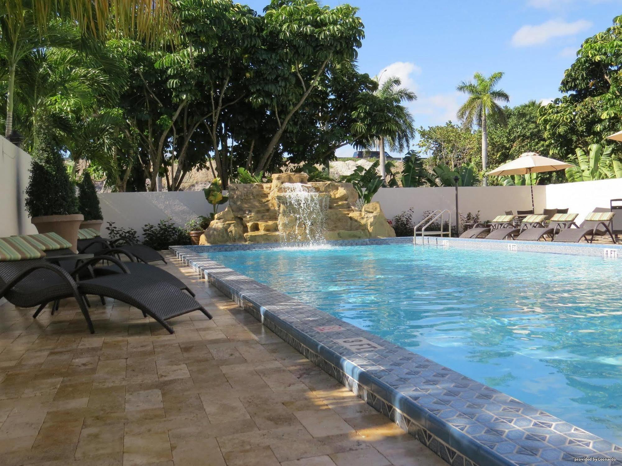 Best Western Plus Hollywood/Aventura Exterior photo